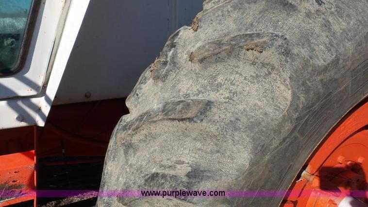 image for item J4511 1973 Case 1370 tractor