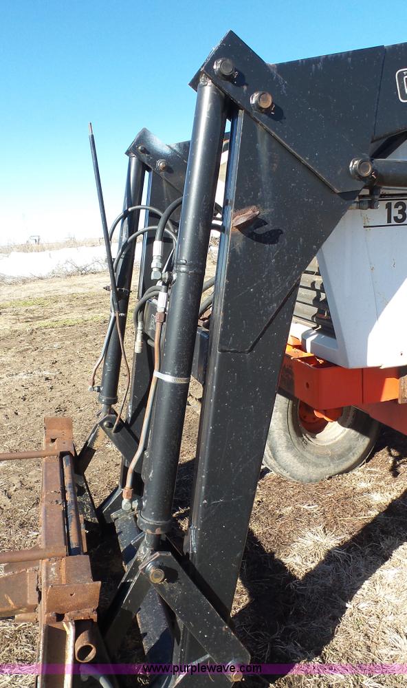 image for item J4511 1973 Case 1370 tractor