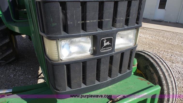 image for item J4519 1995 John Deere 6300 tractor