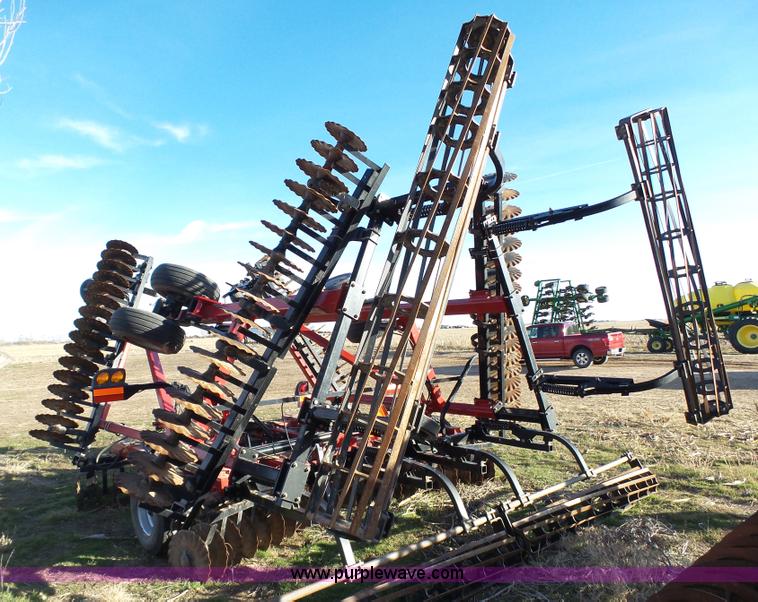 image for item J7318 Case IH 330 vertical tillage