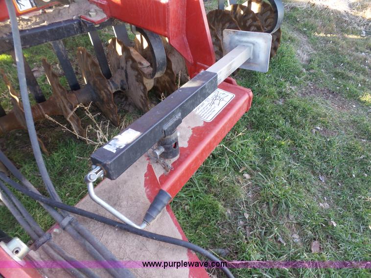 image for item J7318 Case IH 330 vertical tillage