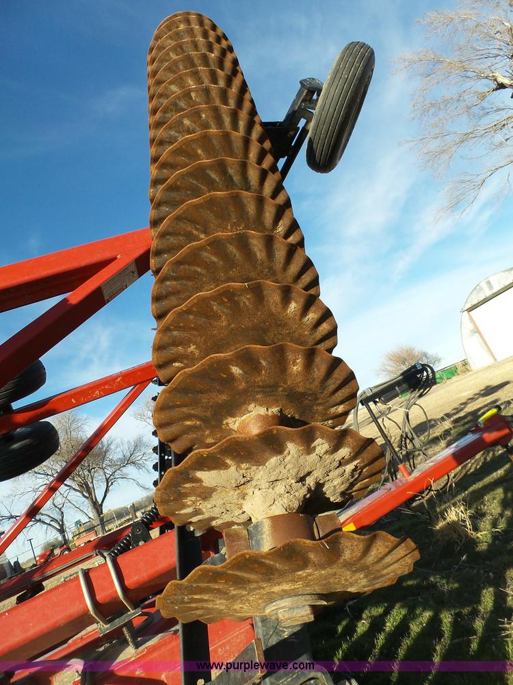 image for item J7318 Case IH 330 vertical tillage