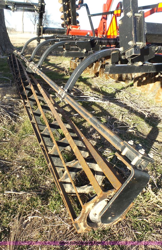 image for item J7318 Case IH 330 vertical tillage