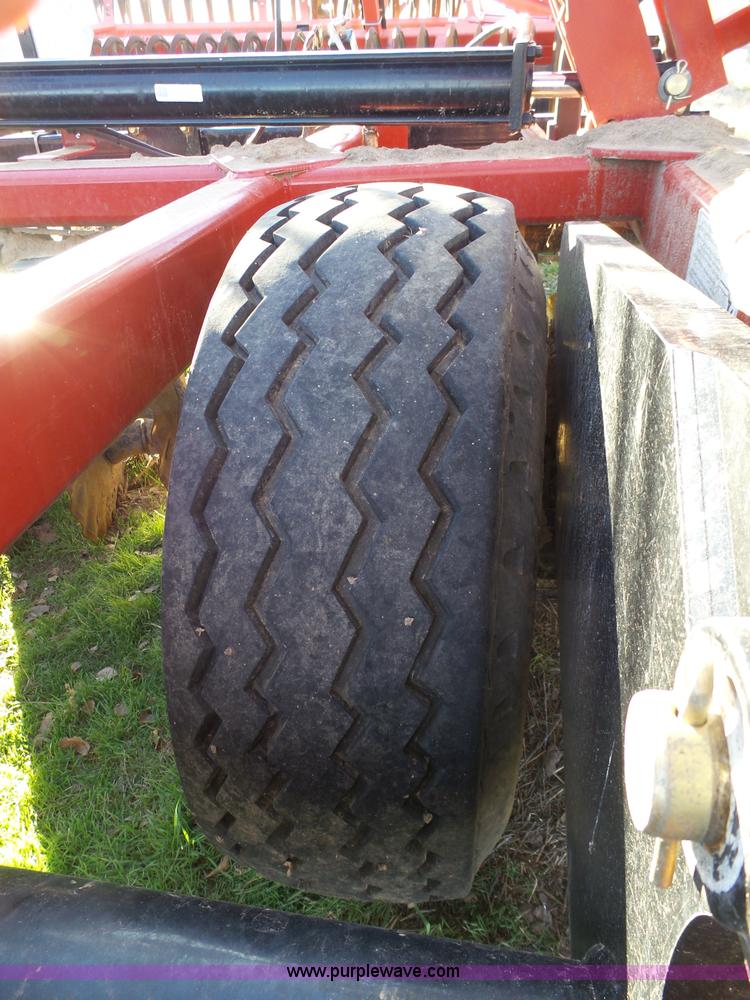 image for item J7318 Case IH 330 vertical tillage