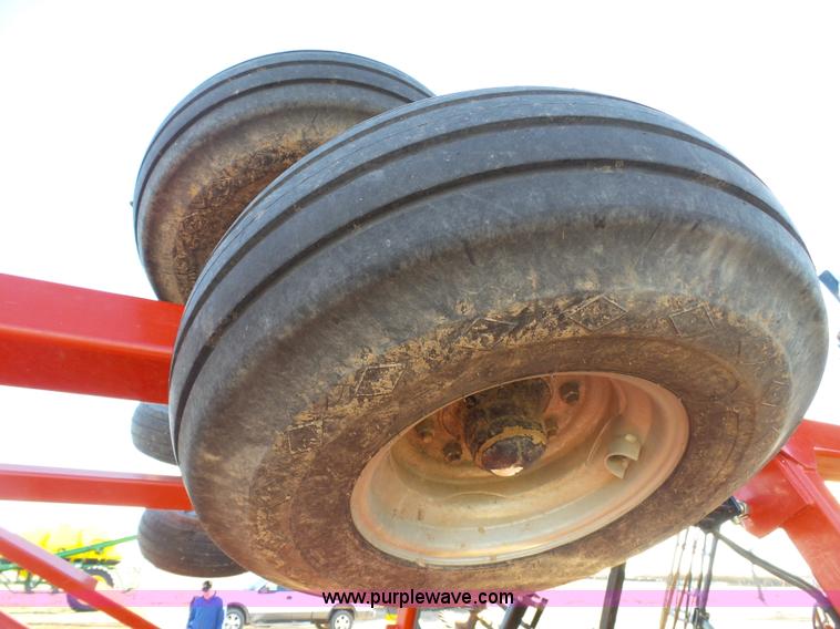 image for item J7318 Case IH 330 vertical tillage