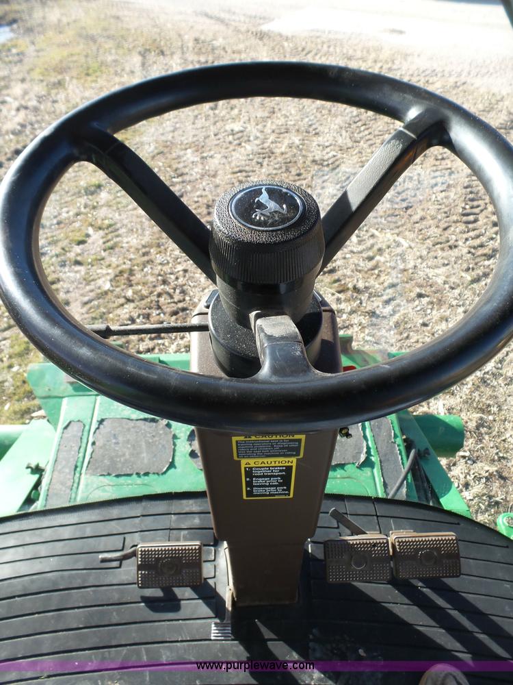 image for item J7319 2003 John Deere 9750 STS combine