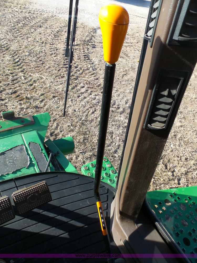 image for item J7319 2003 John Deere 9750 STS combine