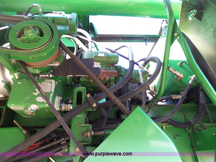 image for item J7319 2003 John Deere 9750 STS combine