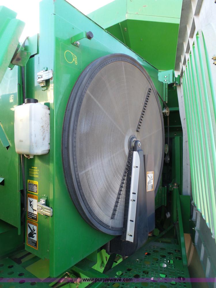 image for item J7319 2003 John Deere 9750 STS combine