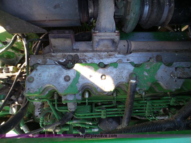 image for item J7319 2003 John Deere 9750 STS combine