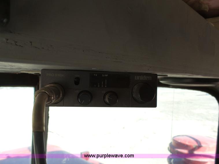 image for item J7327 1969 Mack R685 dump truck