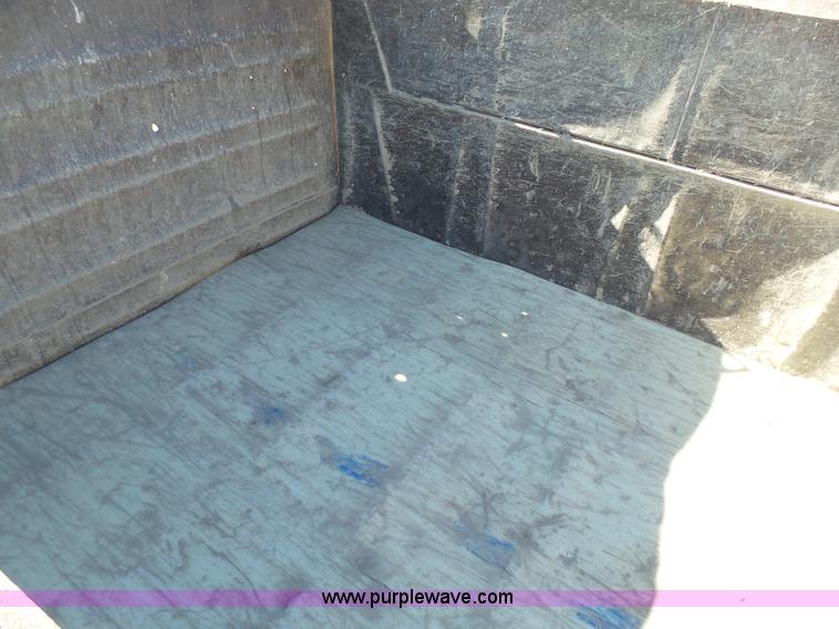 image for item J7327 1969 Mack R685 dump truck