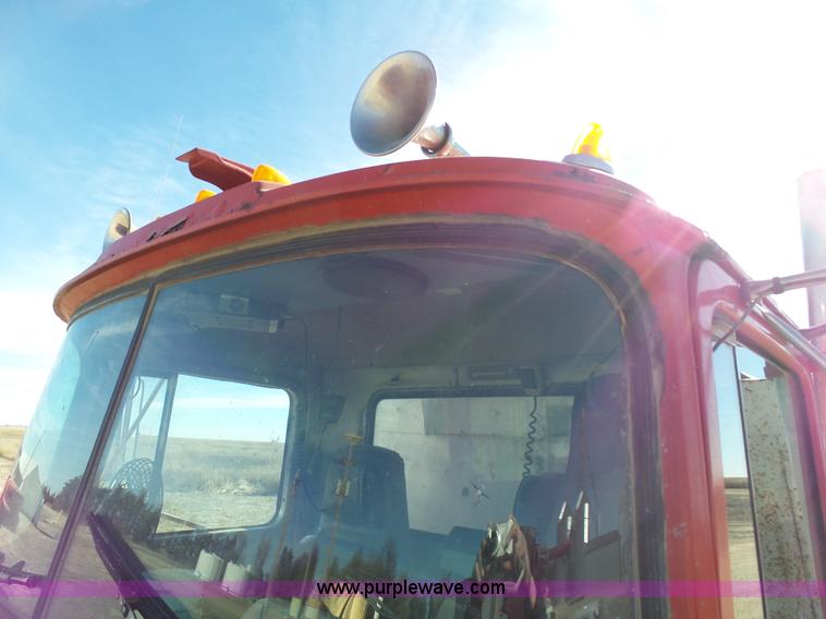 image for item J7327 1969 Mack R685 dump truck