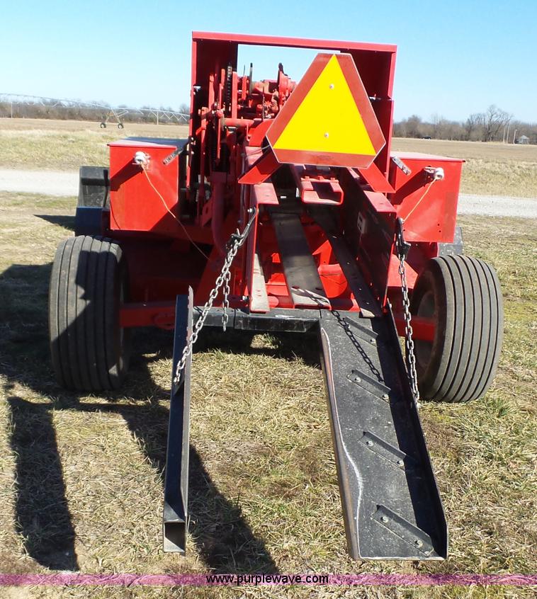 image for item J7648 2012 Massey-Ferguson Hesston 1839 small square baler