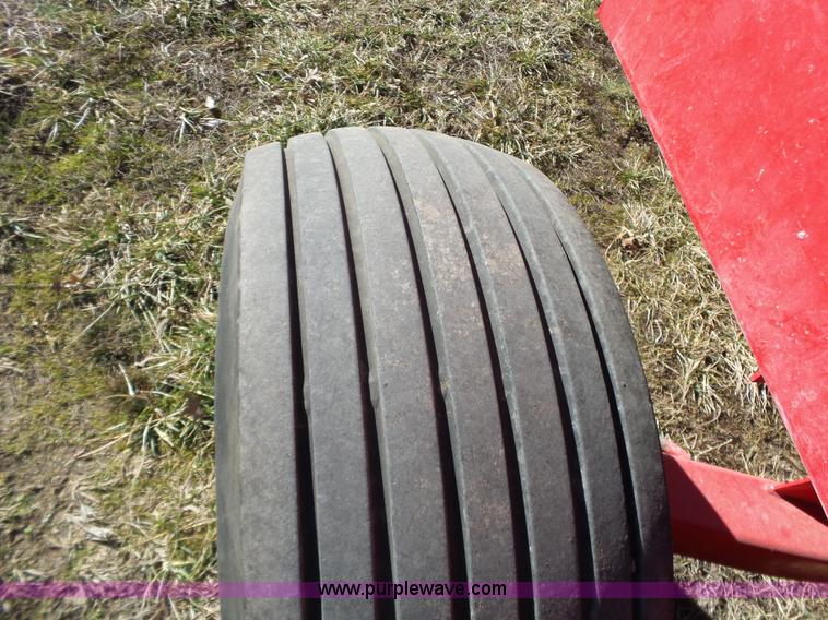 image for item J7648 2012 Massey-Ferguson Hesston 1839 small square baler