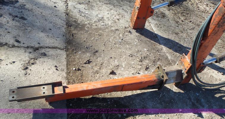 image for item J7655 Du-Al 340 loader