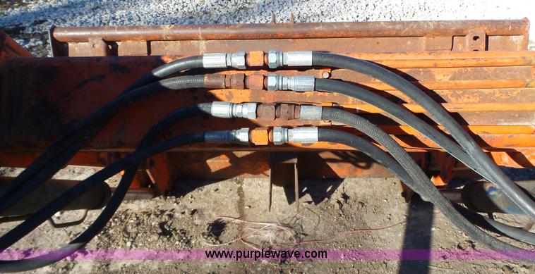 image for item J7655 Du-Al 340 loader