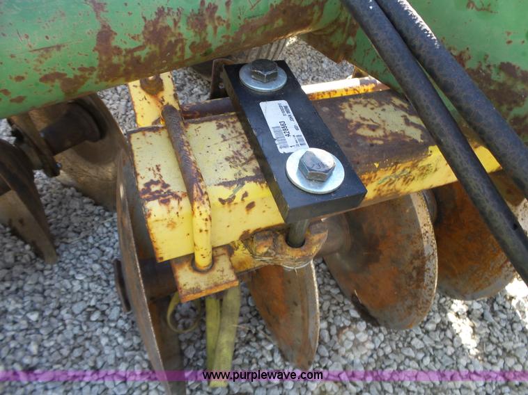 image for item J7656 John Deere 230 double off-set disk