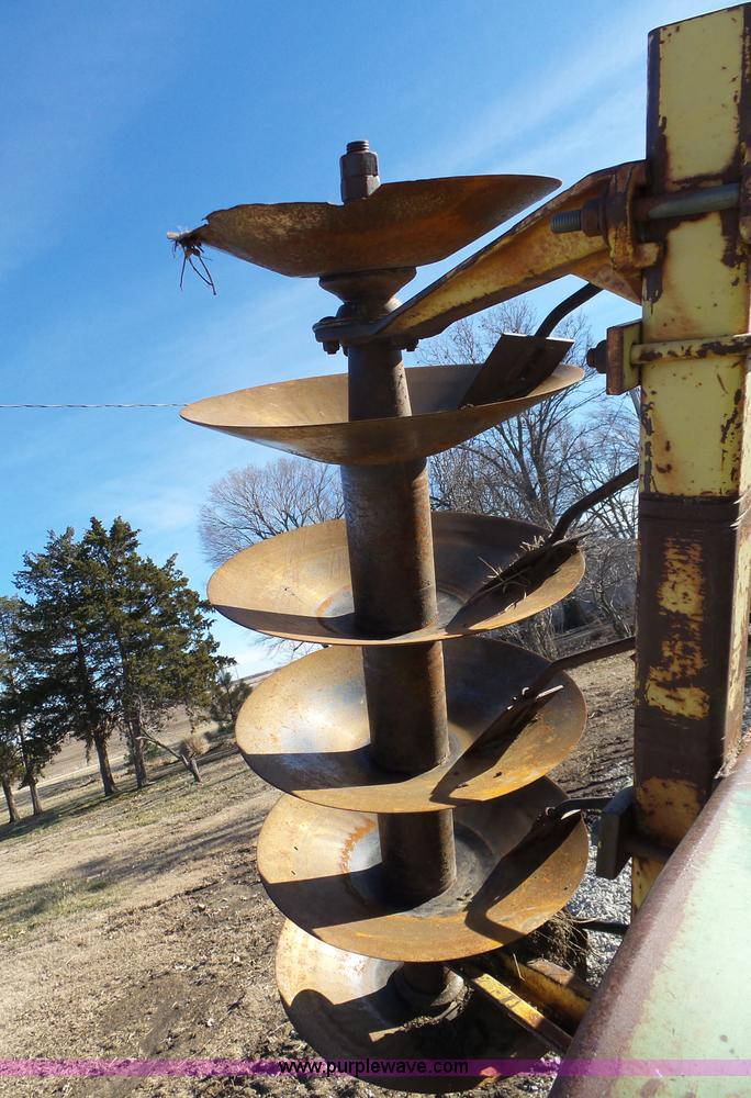 image for item J7656 John Deere 230 double off-set disk