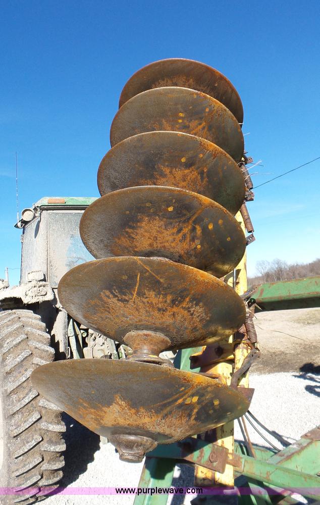 image for item J7656 John Deere 230 double off-set disk