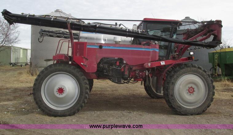 image for item J8765 1998 Miller Nitro sprayer