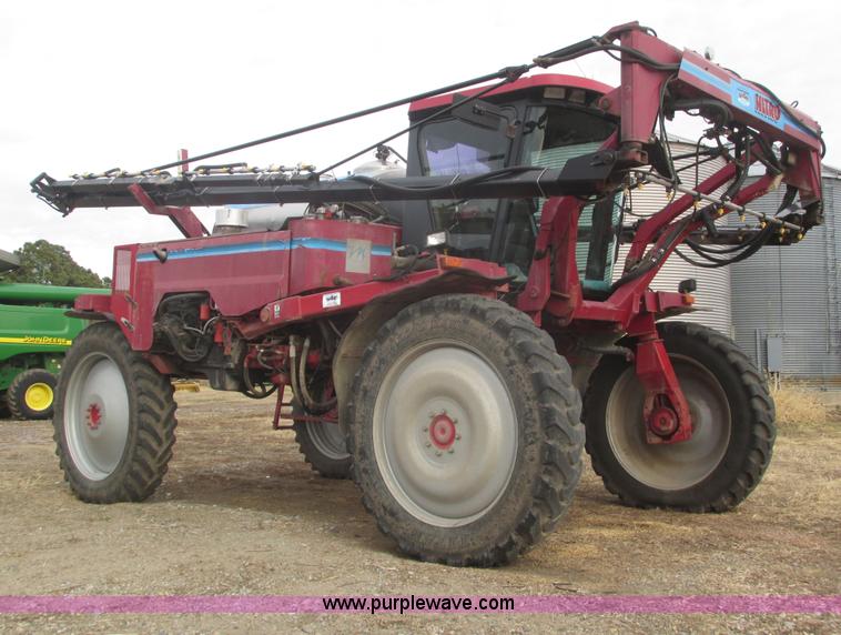 image for item J8765 1998 Miller Nitro sprayer