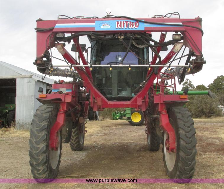 image for item J8765 1998 Miller Nitro sprayer