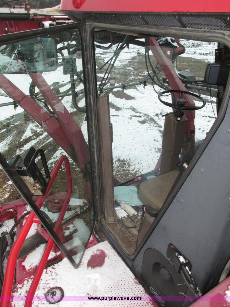 image for item J8765 1998 Miller Nitro sprayer