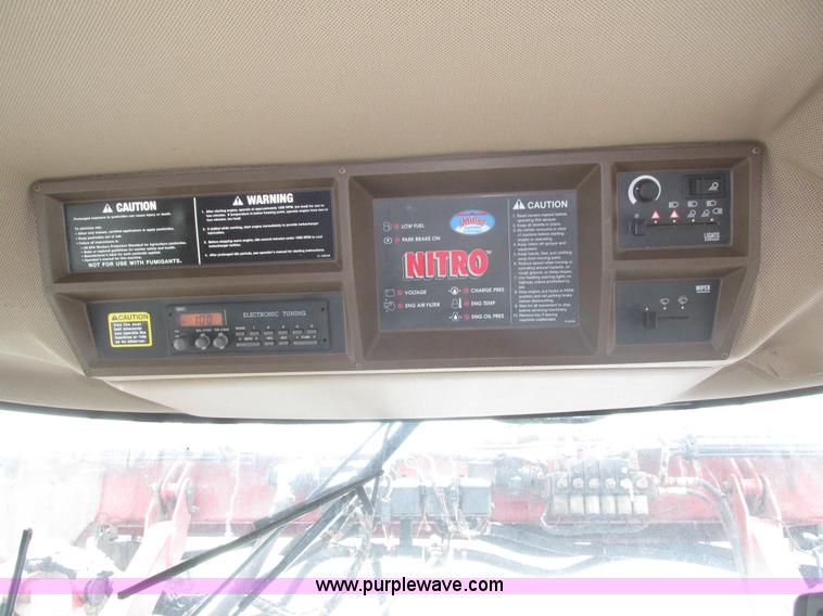 image for item J8765 1998 Miller Nitro sprayer