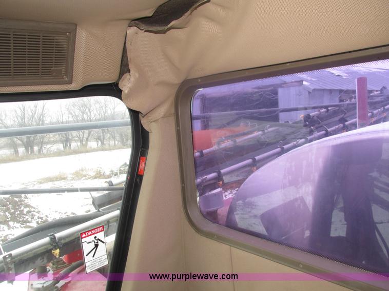 image for item J8765 1998 Miller Nitro sprayer