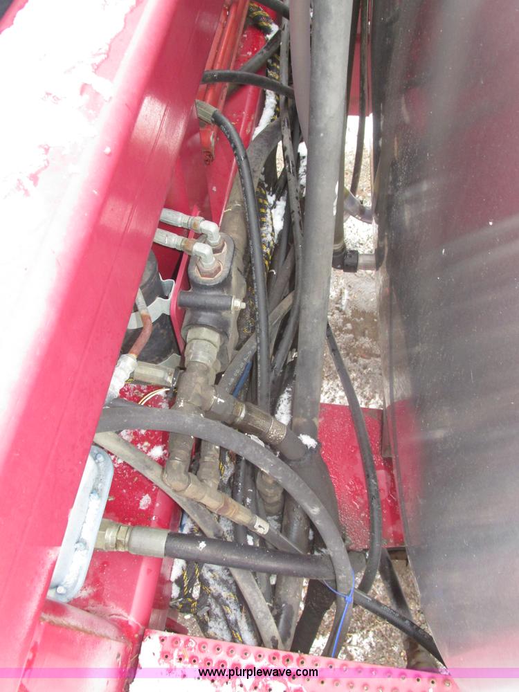 image for item J8765 1998 Miller Nitro sprayer