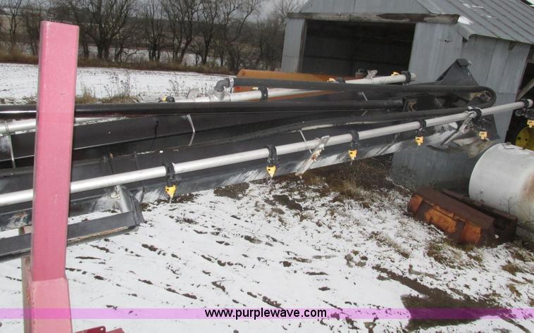 image for item J8765 1998 Miller Nitro sprayer