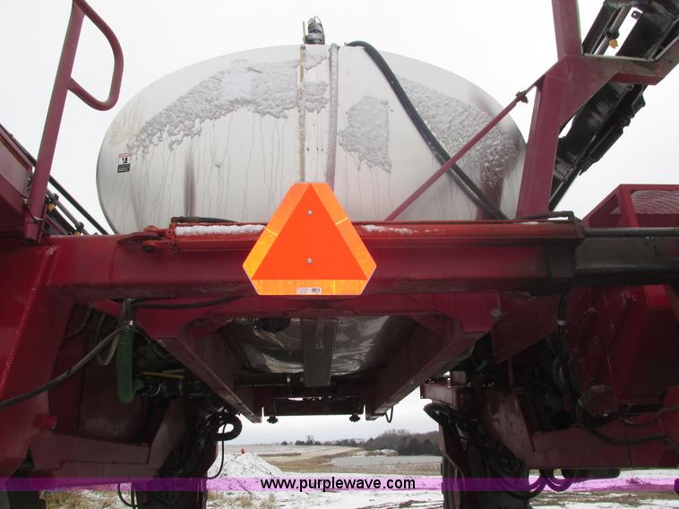 image for item J8765 1998 Miller Nitro sprayer