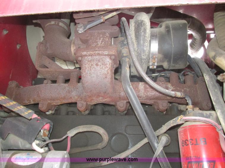 image for item J8765 1998 Miller Nitro sprayer