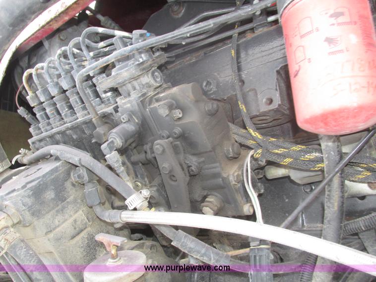 image for item J8765 1998 Miller Nitro sprayer