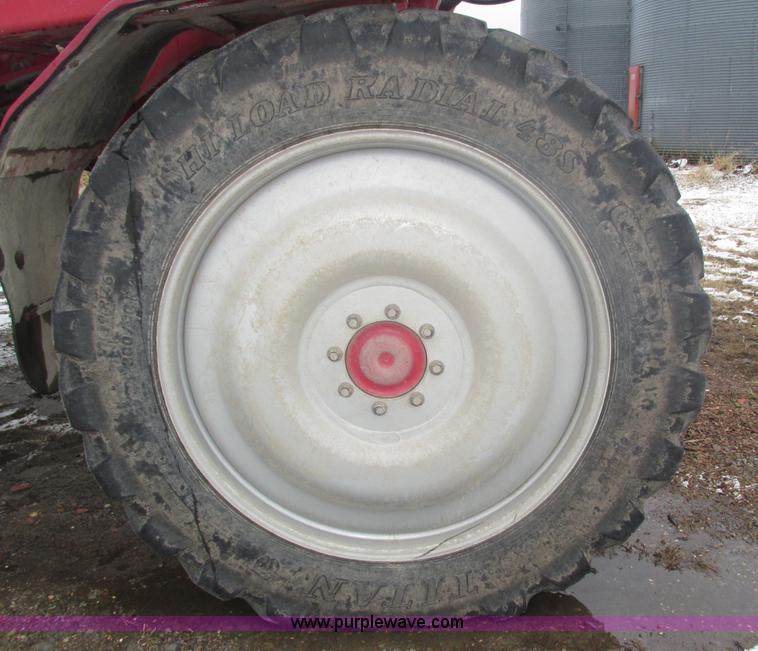 image for item J8765 1998 Miller Nitro sprayer