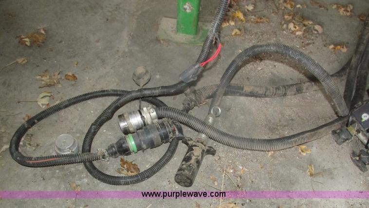 image for item J8789 2007 John Deere 1770NT planter