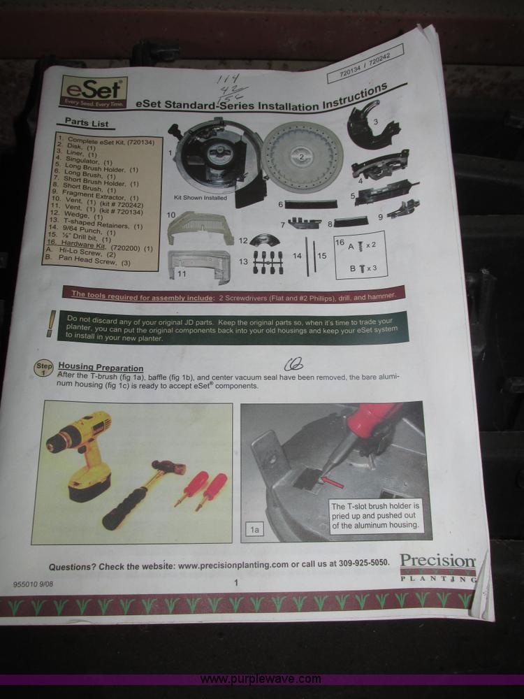 image for item J8789 2007 John Deere 1770NT planter