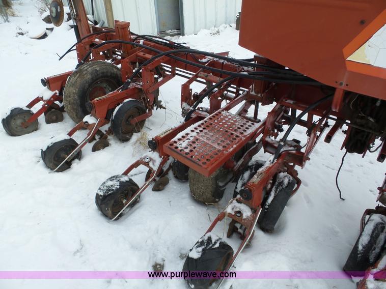 image for item J8797 1993 Case IH 950 planter