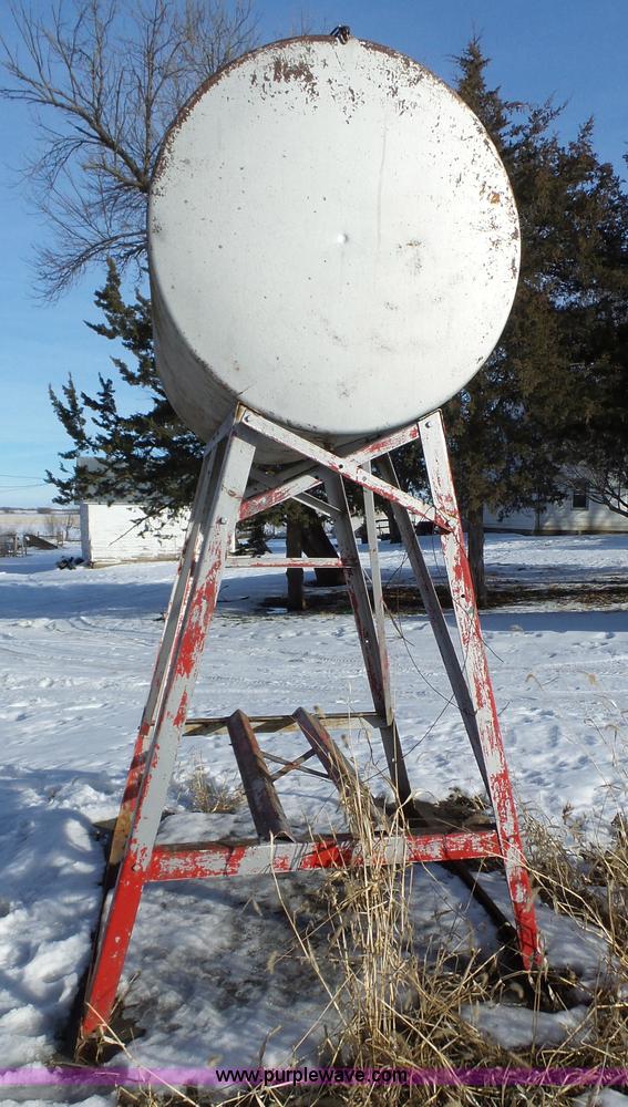 image for item J8813 Gravity feed 300 fuel barrel