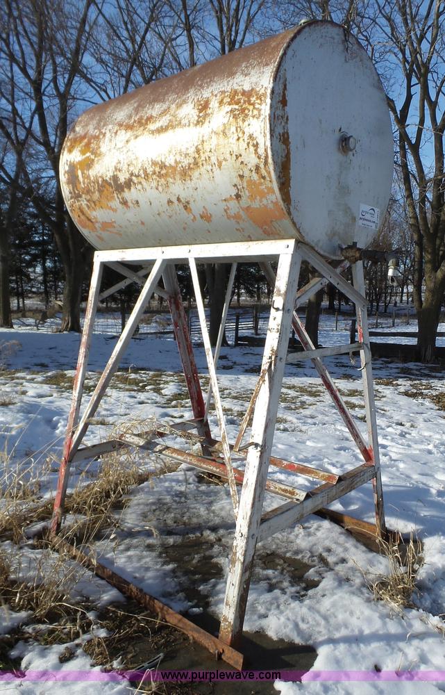 image for item J8813 Gravity feed 300 fuel barrel