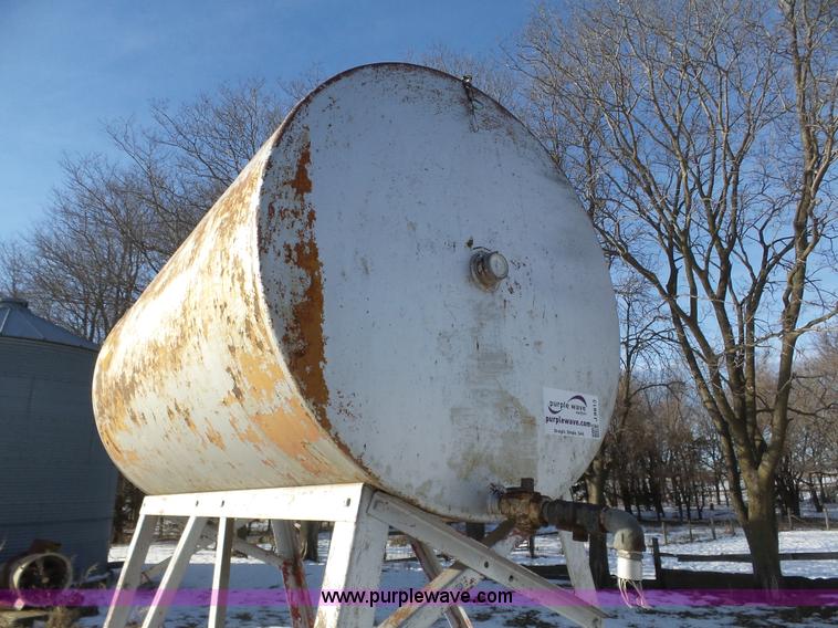 image for item J8813 Gravity feed 300 fuel barrel