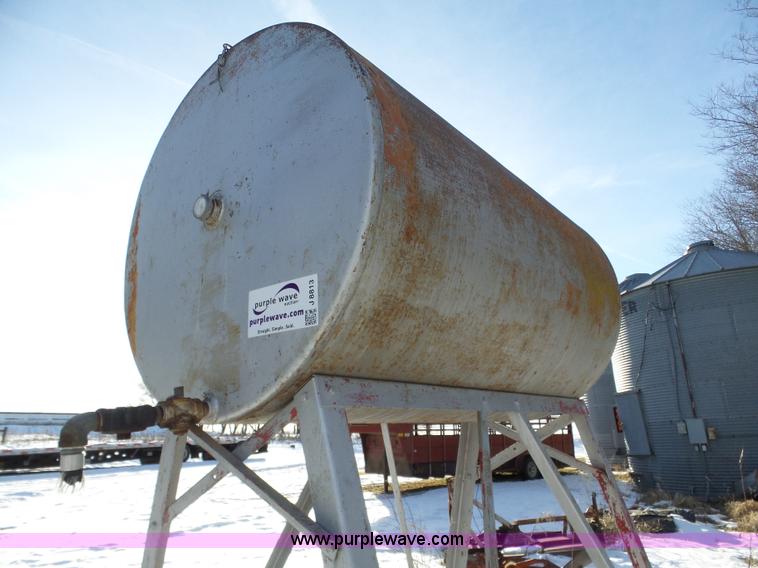 image for item J8813 Gravity feed 300 fuel barrel