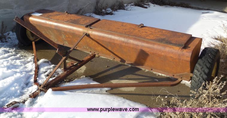 image for item J8815 Ezee Flow 100 seeder