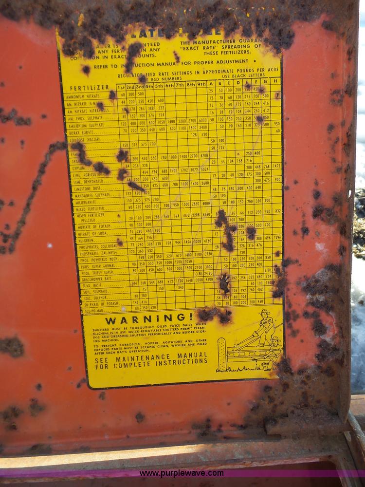 image for item J8815 Ezee Flow 100 seeder