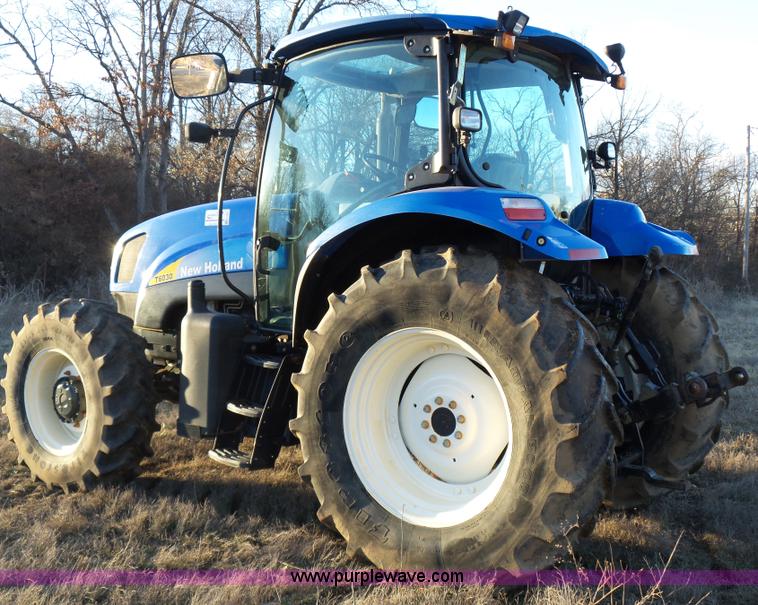 image for item K1261 2008 New Holland T6030 tractor