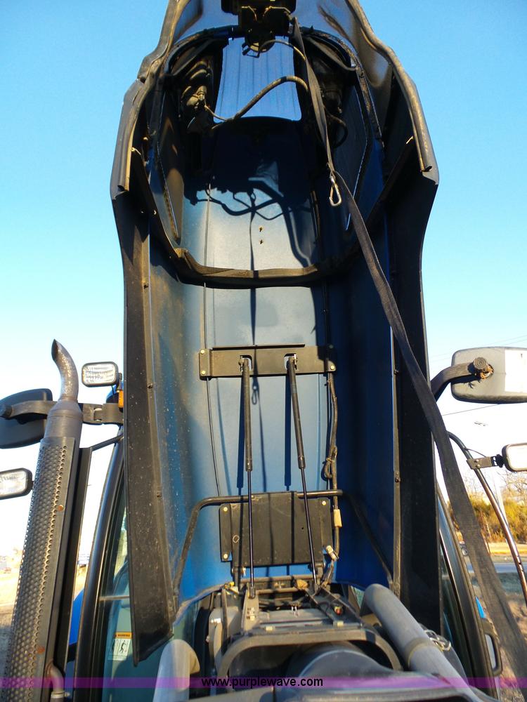 image for item K1261 2008 New Holland T6030 tractor