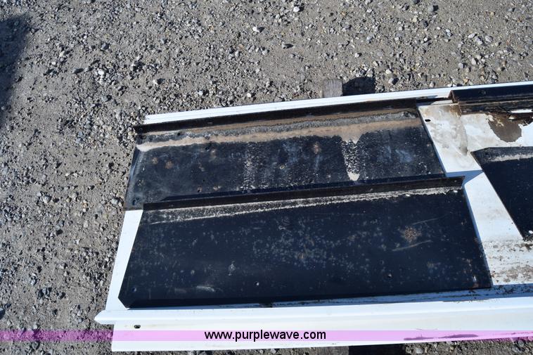 image for item K4465 Assorted spreader fenders