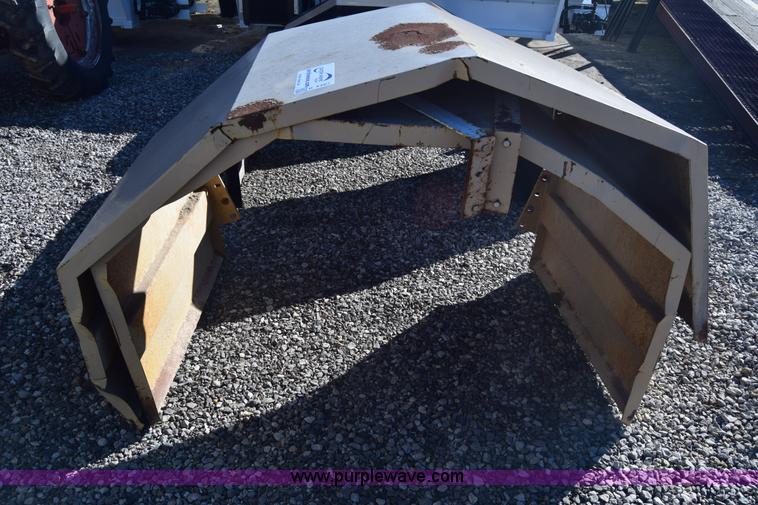 image for item K4467 (2) sets of sprayer fenders