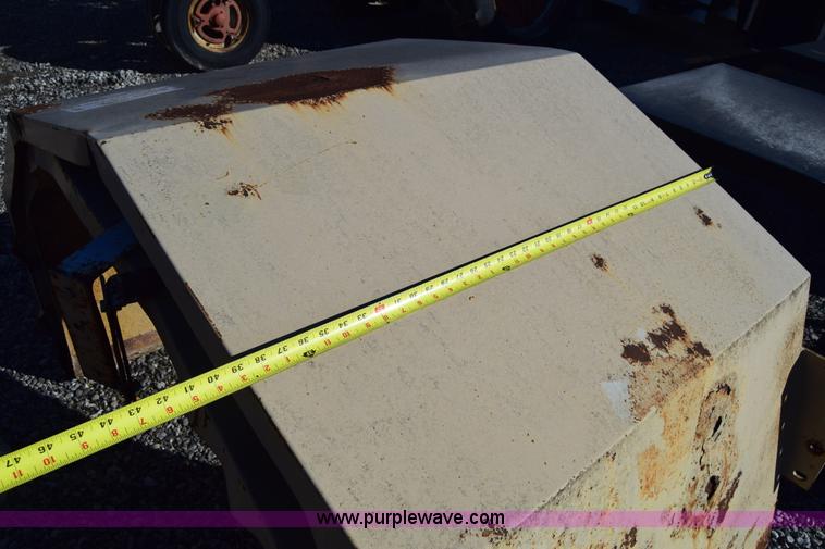 image for item K4467 (2) sets of sprayer fenders